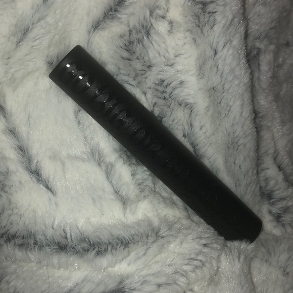 Mascara - Picture 4 of 5